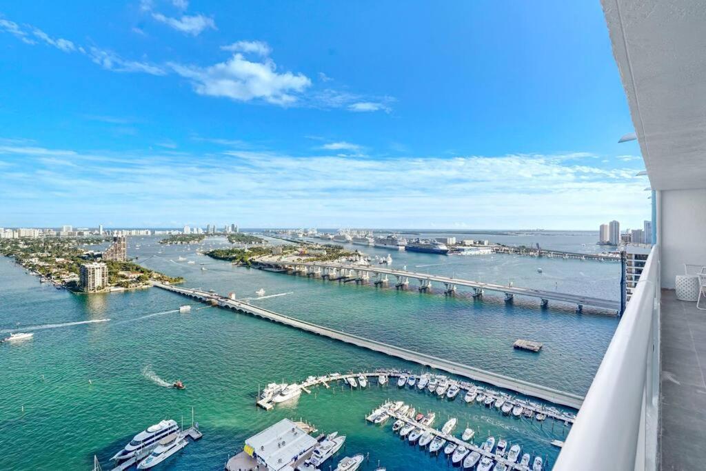 The Audrey! Penthouse With Direct Water Views! Appartement Miami