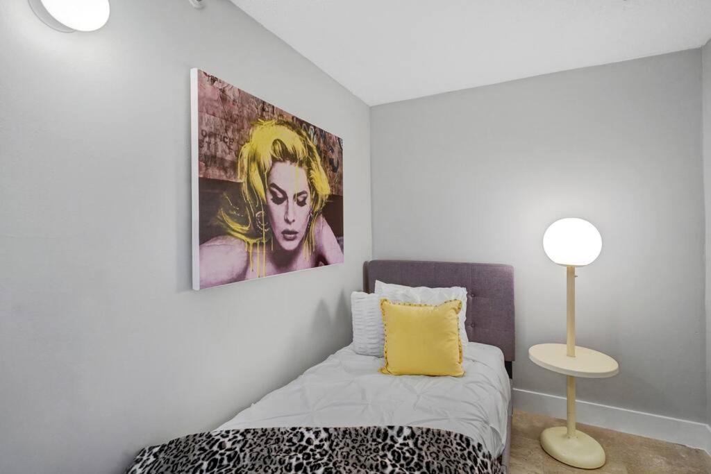 Appartement The Audrey! Penthouse With Direct Water Views! *